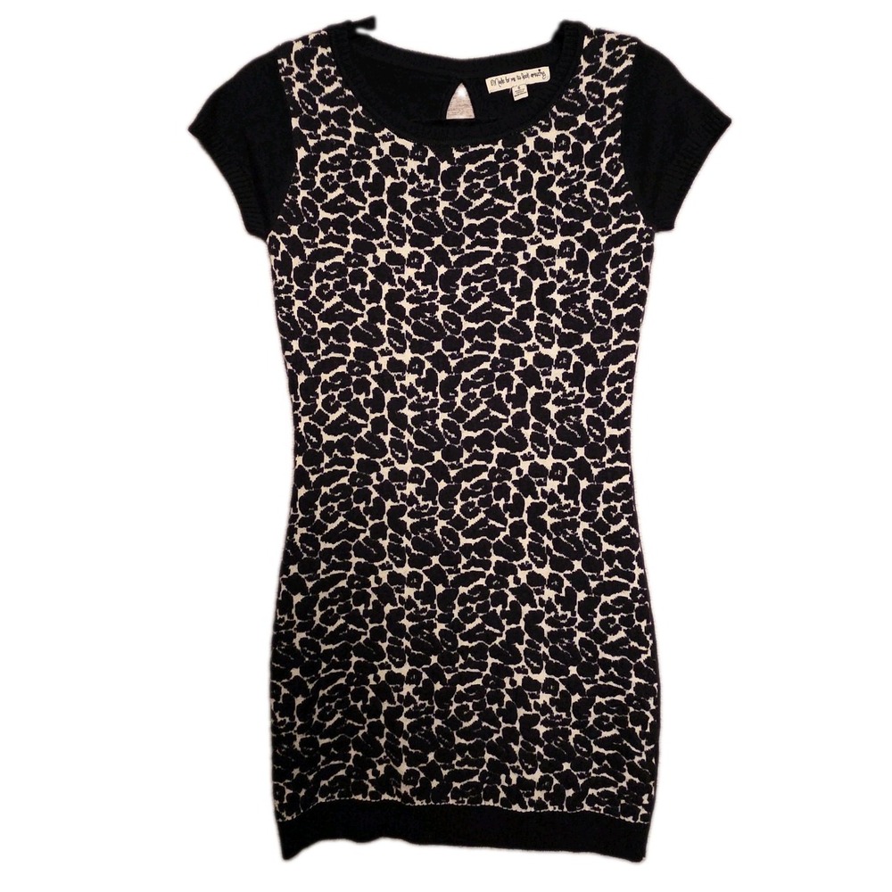 Made For Me To Look Amazing Sweater Dress Women's Small Animal Print Sheath